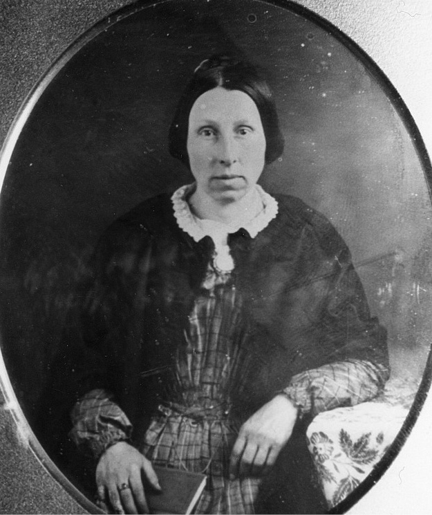 Daguerreotype portrait of Phebe Carter Woodruff, seated woman